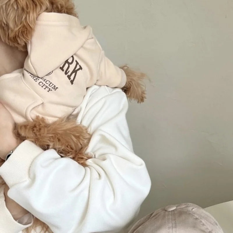 Autumn Warm Dog Hoodies Soft Plush Dog Clothes Letter Print Puppy Sweatshirts Fashion Cat Pullovers Pet Hoodies Poodle Outfits