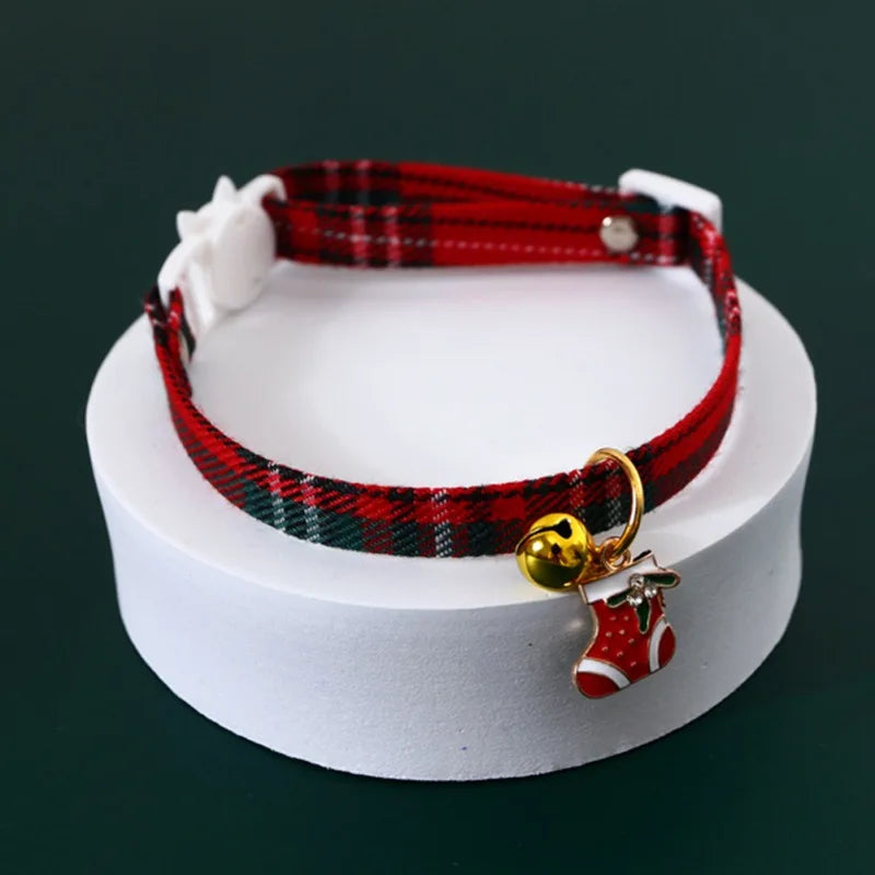 Christmas Cat Collar Big Bowknot Holiday Cats Dog Bow Tie Adjustable Neck Strap Pet Grooming Festival Puppy Kitten Necklace